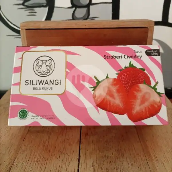 Bolu Siliwangi Strawberry | Siliwangi Bolu kukus, You N Gue