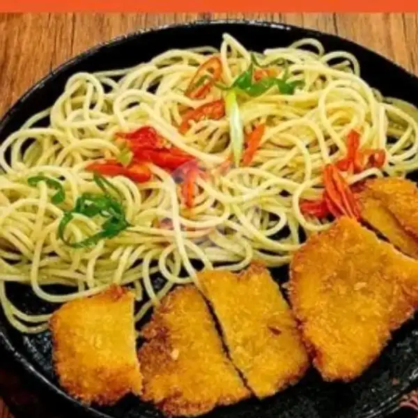 Spaghetti Chiken Crispy | La Petit Burger Dan Pasta, Kec Andir.Kel.garuda