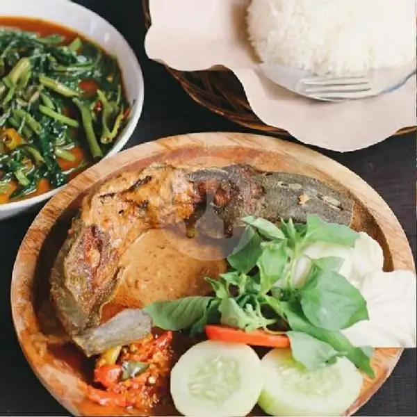 Nasi + Lele Goreng + Es Teh | Warung Udah Makan Belum ?, Antasari