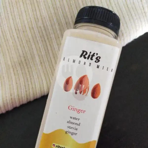 Ginger Almond Milk | Rits Almond Milk/Bunulrejo