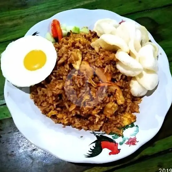 Nasi Goreng Wajan Ayam + Telur | Nasi Goreng Lentera, Pakis