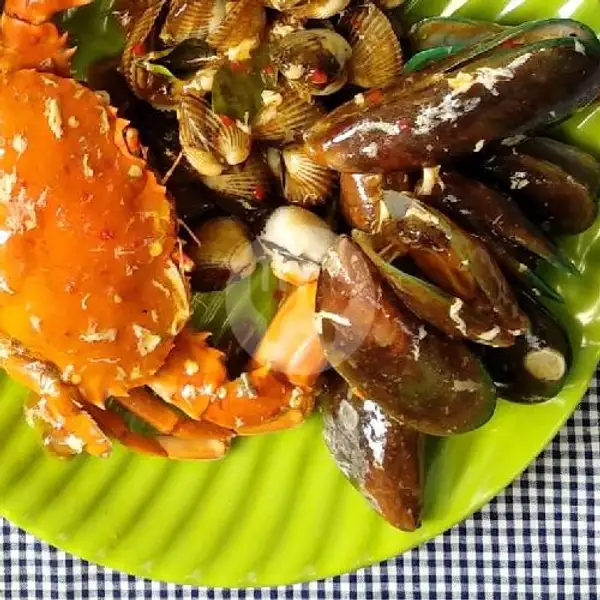 Kepiting Mix Kerang Hijau | Gurita Bakar, Lowokwaru
