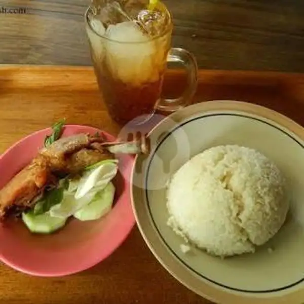 AyamGoreng + Nasi + Es Teh | Lalapan Seafood Ayam dan Ikan Bakar Selera Kita, WR. Supratman