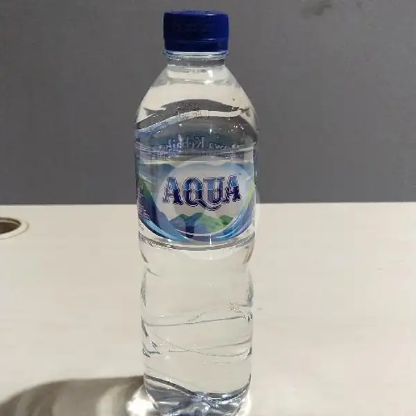 Air Mineral Botol Tanggung | Warung D'Meja, Sanur