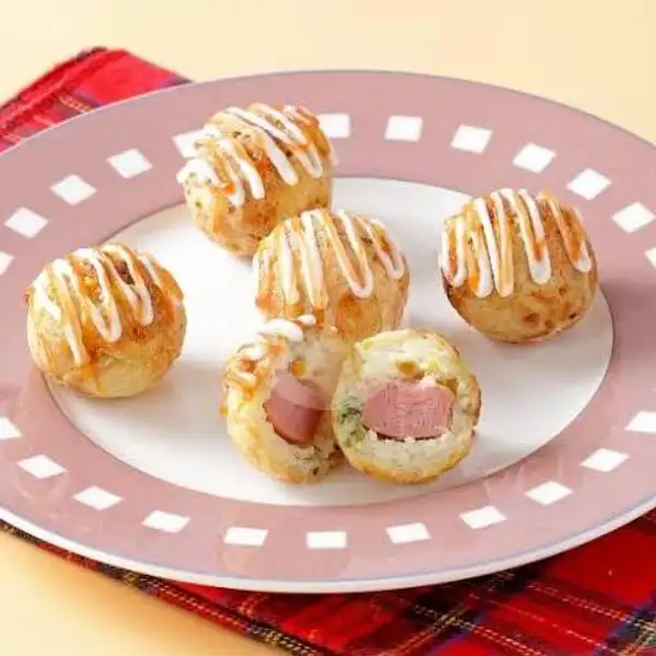 Crispy Bola Sausage | Pastry 7, Mecutan Blok G No.7