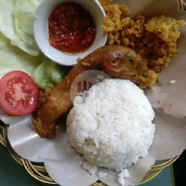 PAKOM-F Nasi Kepala Ayam Tahu Tempe Sambal Mede Pedas | Oseng Mercon Brow, Cengkareng