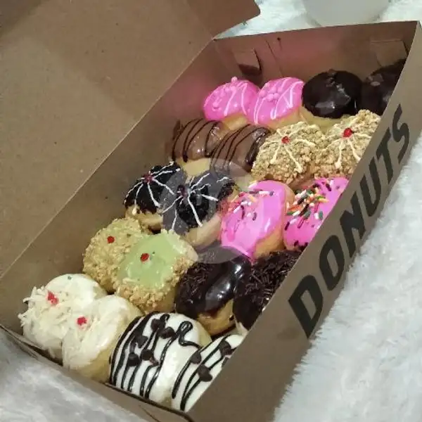 Donat Mini Isi 20 Random 4 | Jelita's Donut & Cake, Kembangan