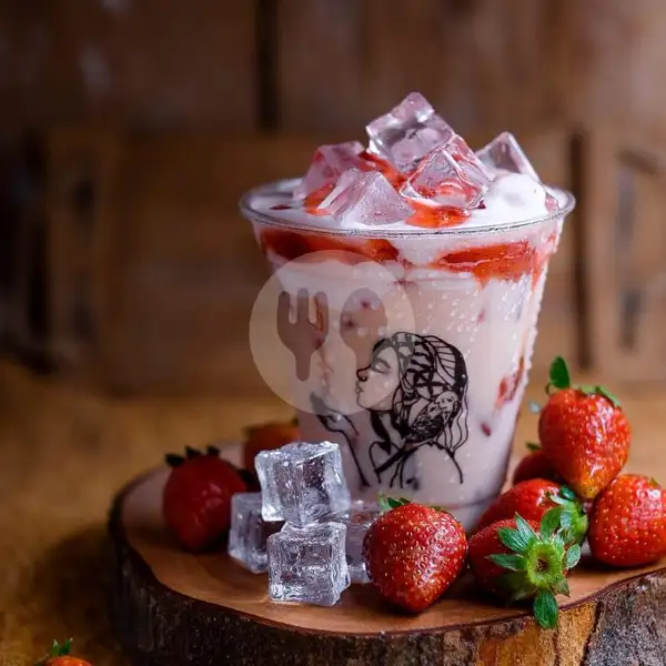 Baileys Strawberry & Cream | Kopi Pelipur Lara Head Quarter, Teuku Umar