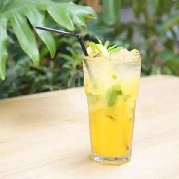 Orange Mojito | Jardin Cafe, Cimanuk