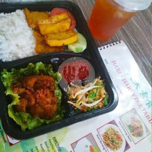Nasi Ayam Kalasan + Teh Obeng | Hari-Hari Vegetarian, Blok 4