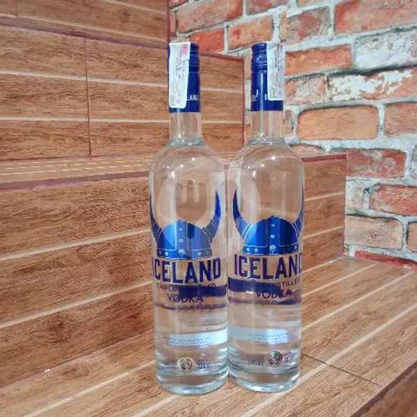 2 Btl Iceland Vodka 700ml | Beer Bir Outlet, Sawah Besar