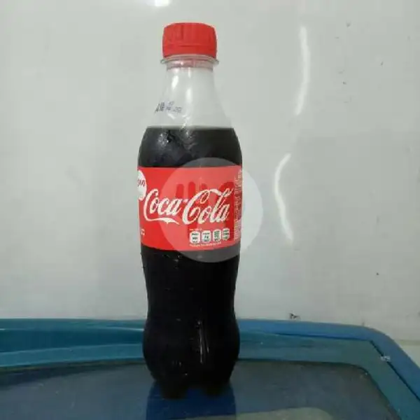 Coca Cola Sedang(halal Drink) | Dapoer Deo, Hawila Residence
