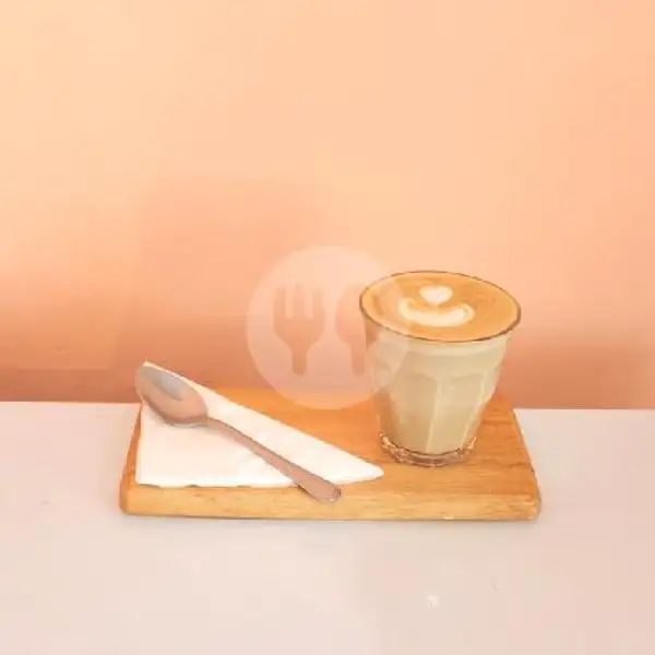 Hot Latte | Gion Coffee and Space