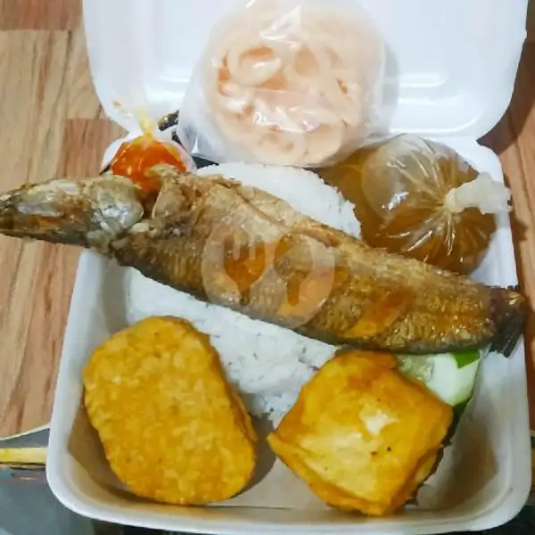 Nasi Ikan Gabus Goreng Free Es Teh Manis Ori | Ayam Kremes Dan Lele Kremes Khansa, Sekip Jaya