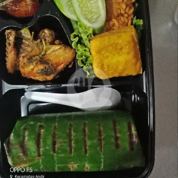 Nasi Bakar Isi Ikan Suir Pedas + Ayam Goreng | Bowlnay by Kantin Nayla, Tamim Belakang