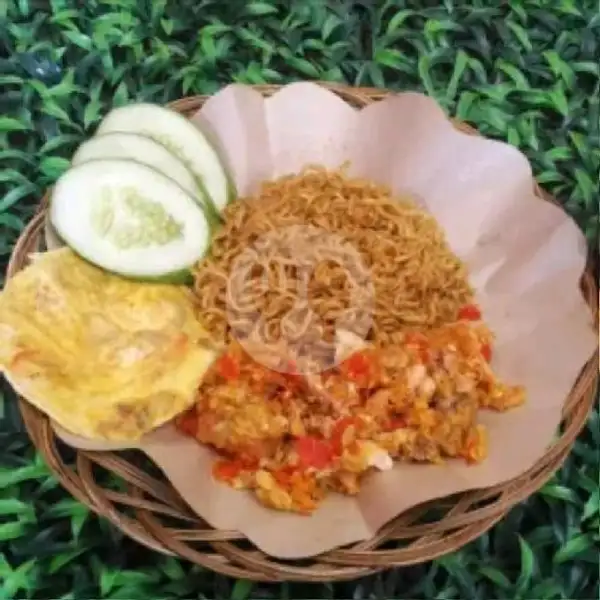 Indomie Ayam Gepuk Plus Telor Dadar | AYAM GEPUK GADYES