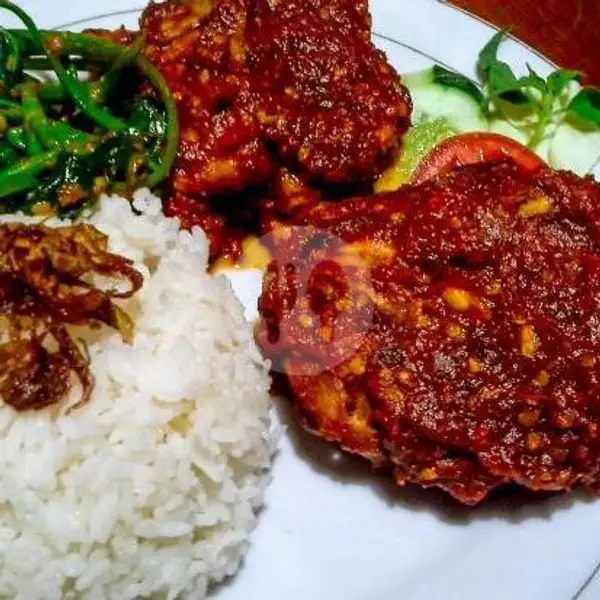 Ayam Penyet + Nasi + Es Teh Manis | Warung Icip-Icip, Beji