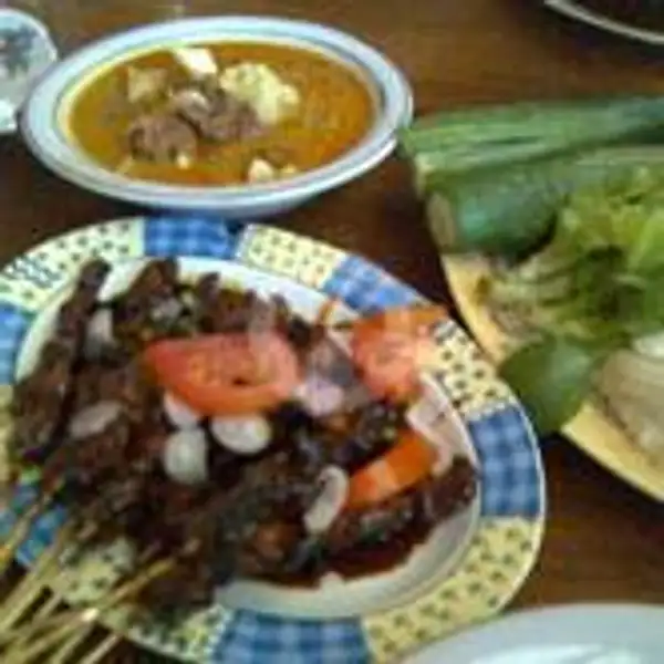 Paket 25 Sate Ayam + Tongseng Ayam | Sate Luwes Menu Lengkap 24 Jam, Sukabumi