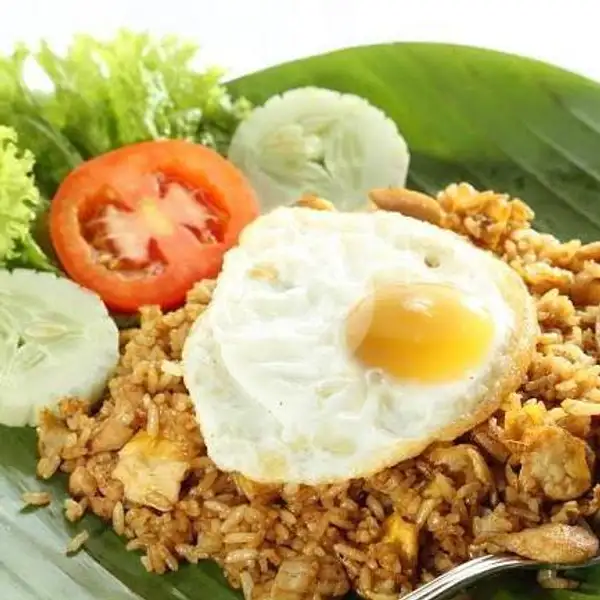 Nasi Goreng Biasa + Telur | Cha Cha Food, Diponegoro
