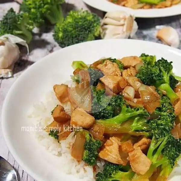 Nasi Ayam Cah Brokoli | Kensu, Pasteur
