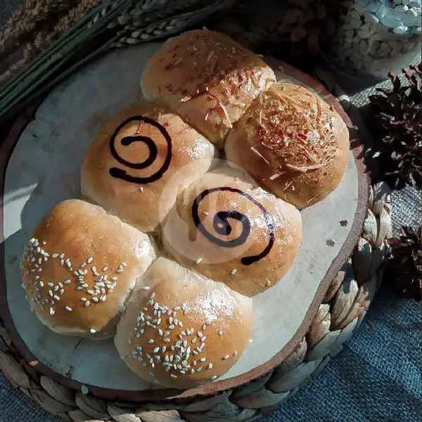Roti Keset 3 Rasa | Ajib Bakery