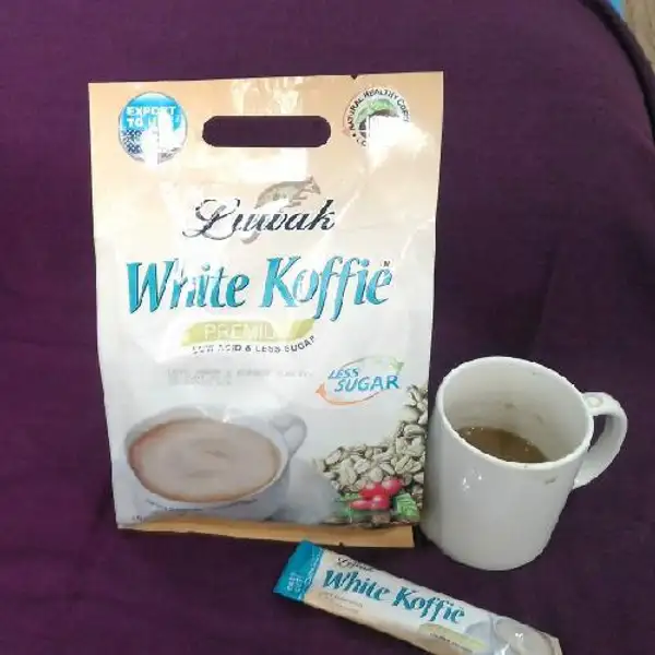Luwak White Coffe | Ayam Penyet & Angkringan Cws, Marpoyan Damai