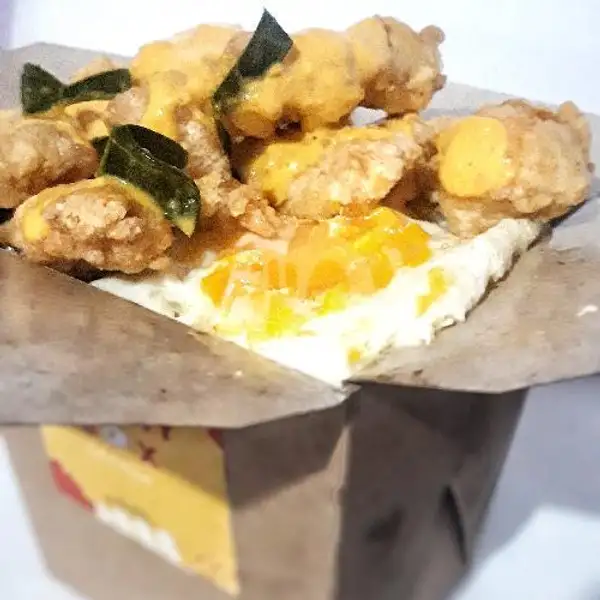 Creamy Salted Egg Chicken (Ayam Saus Telur Asin ala Singapura) | Yummy Box,Tandes