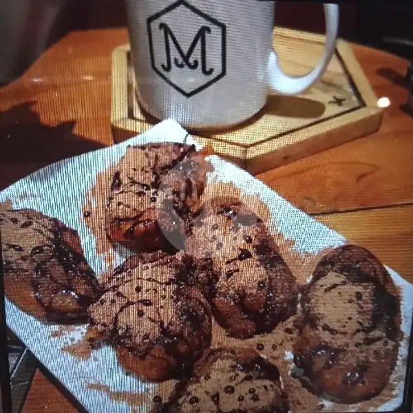 Choco Banana Friters | Monsoon Coffee & Cowork, Cicendo