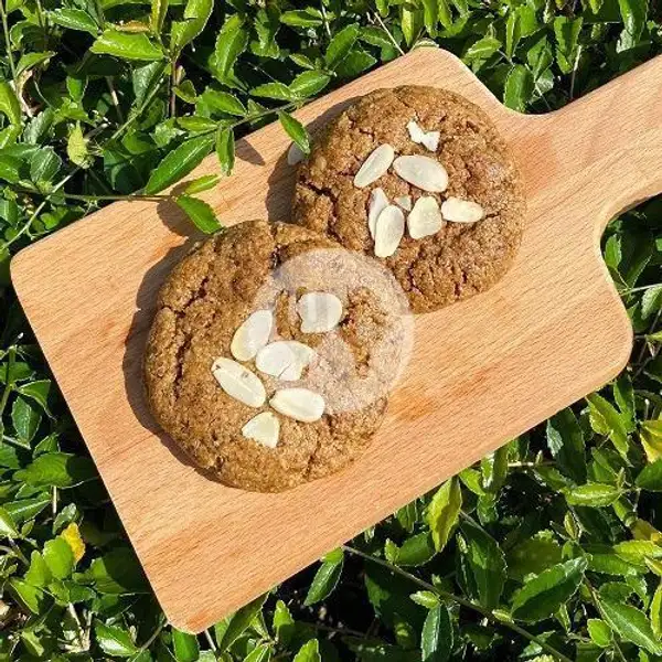 Salted Caramel Oat Cookie (1 Pcs) | BURGREENS - Healthy, Vegan, and Vegetarian, Menteng