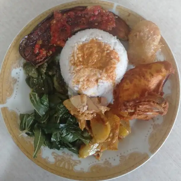 Nasi Ayam Bakar + Perkedel + Terong + Es Teh Manis | RM Padang Marawa, Pinang