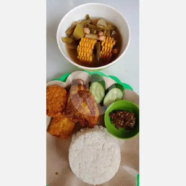 Paket Ayam Goreng Komplit | Kedai Kebunku, Dr Sudarsono