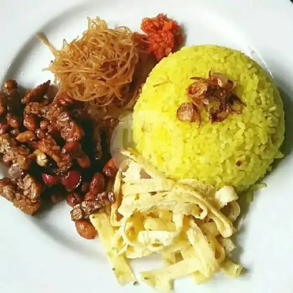 Nasi Kuning Biasa | Lontong Kari Hanjuang