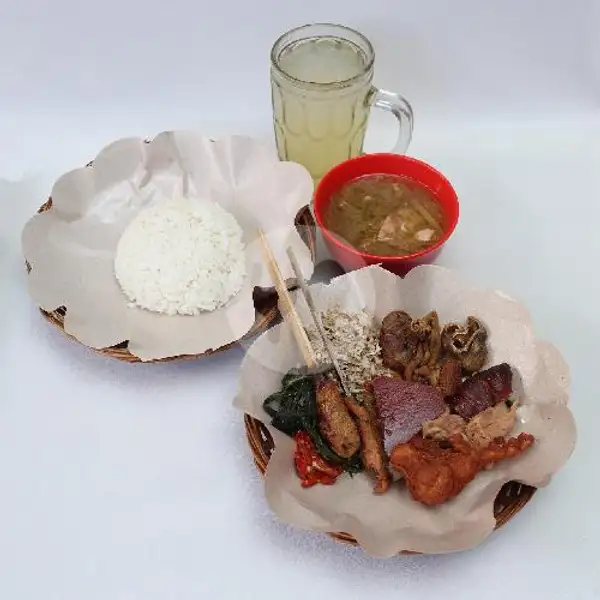 Paket Nasi Bigul Spesial Pisah+Es Jeruk | Babi Guling Swari, Denpasar