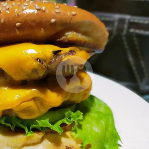 Double Decker Burger | Burger Van, Cengger Ayam