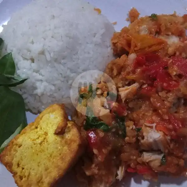 Nasi Campur Ayam Geprek + Es Teh | Ayam Geprek Paket Hemat Teluk Lerong, Siti Aisyah
