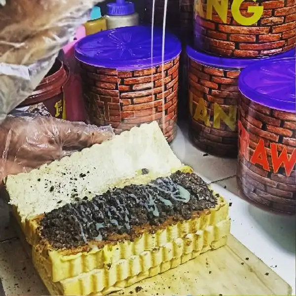 Roti Bakar Oreo Choco Crunchy | Roti Bakar Bandung Herza