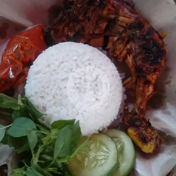 Ayam Bakar Paha + Nasi Putih | Fried Chicken Geprek Alviko
