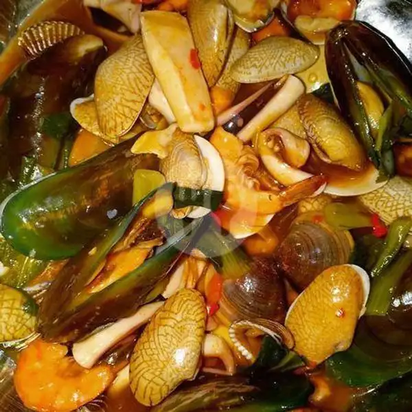 Kerang Mix + Cumi + Udang + Jagung | Seafood Seagood, Kebonkopi