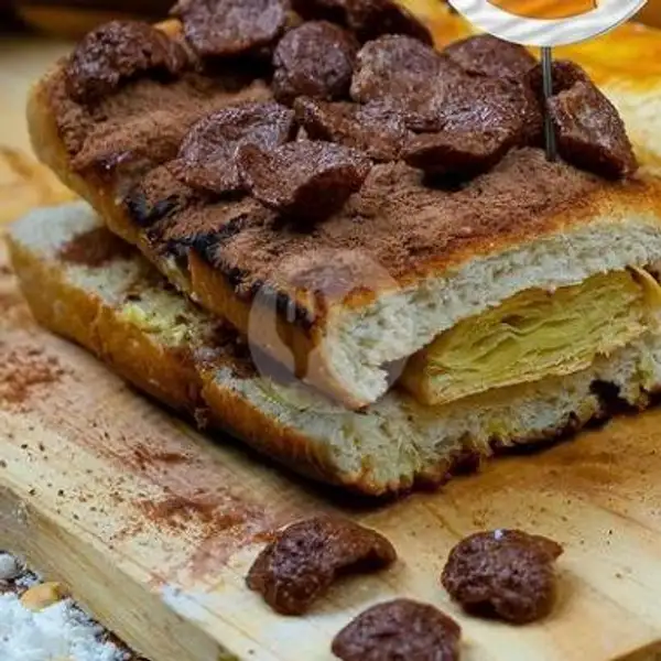 Milo Crunchy Choco | Roti Bakar Pertama, Gunung Lempuyang