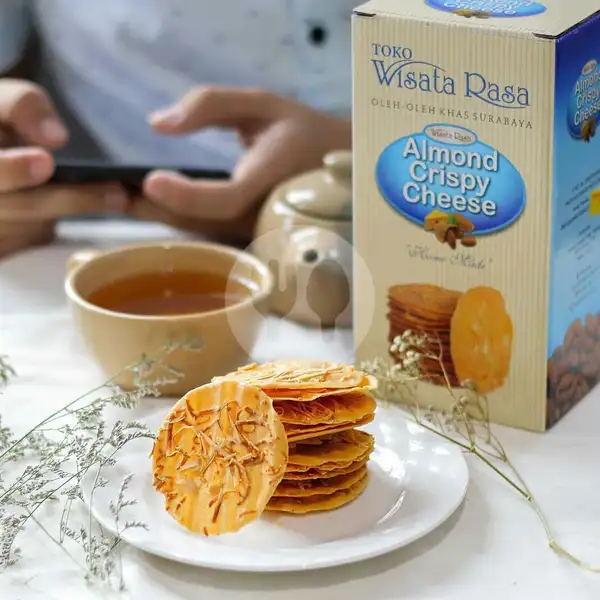 Almond Crispy Cheese | Almond Crispy Wisata Rasa, Dharmahusada