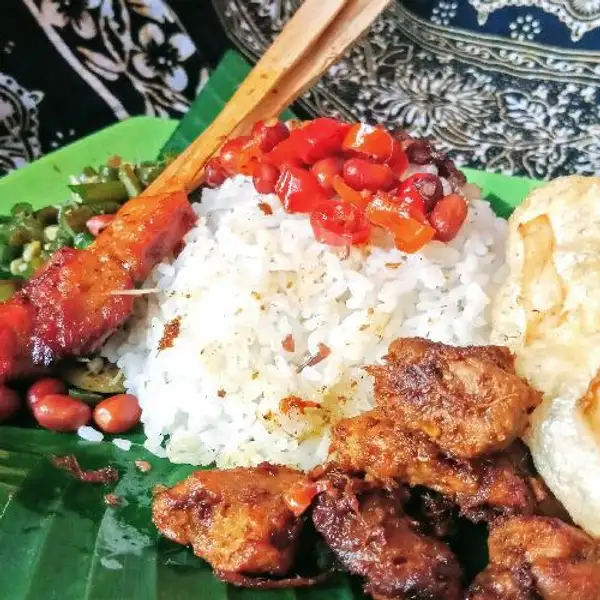 Nasi Campur Babi, Srijati Khas Bali | Nasi Campur Babi Srijati Khas Bali, Ayam Betutu & Nasi Jinggo