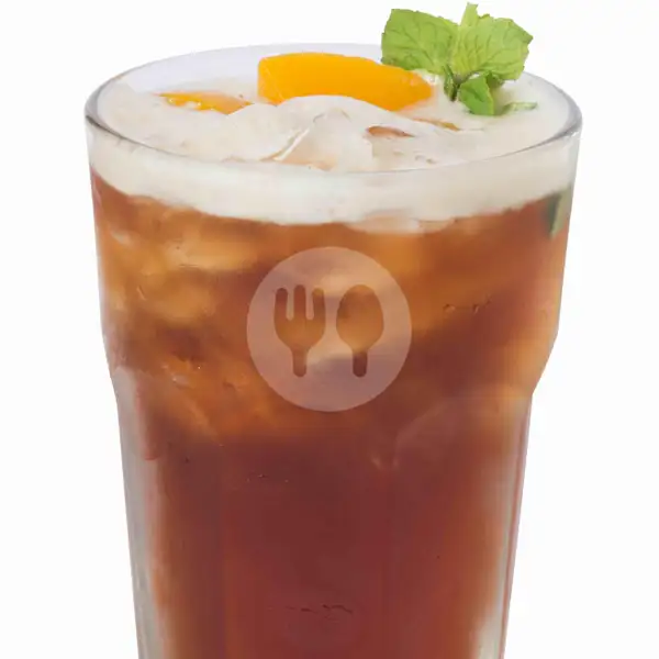 Iced Peach Tea | Brownfox Waffle & Coffee, Denpasar