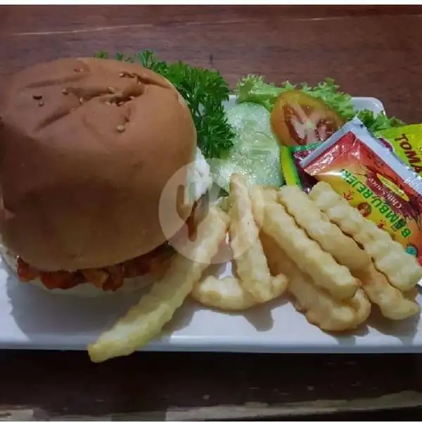 Hamburger Veg | Warung Mogan 2 (Vegetarian), Denpasar