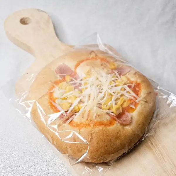 Pizza Bread | Good Day Bakery, Mega Legenda