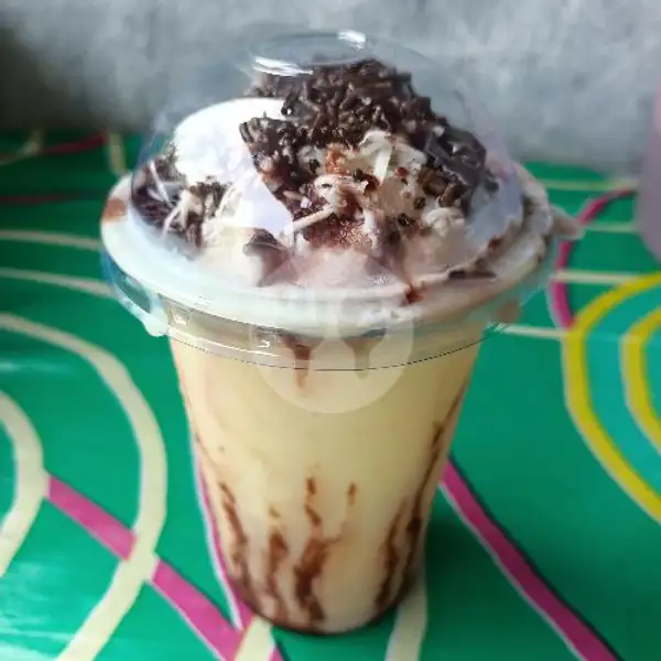 Pop Ice Blender Durian Toping Coklat Keju Susu | Tahu Gejrot, Sosis Bakar, Merpati 1