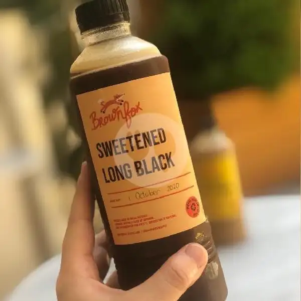 Sweetened Long Black (500ml) | Brownfox Waffle & Coffee, Denpasar