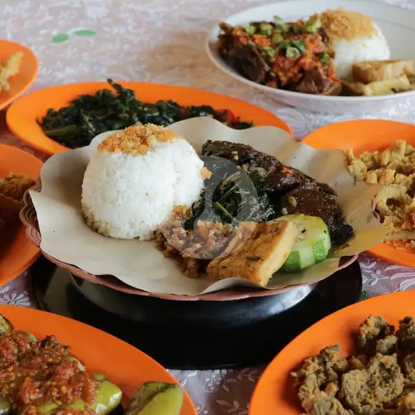 Nila Bakar + Nasi | Ayam Goreng Nelongso, Dr Soetomo Gresik