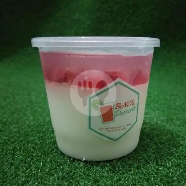 Strawberry Milky | BeNiTe Desserts, Taman Permata Cikunir