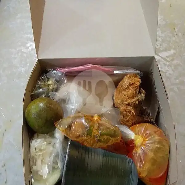 Nasi Kotak Ayam | RM. Tuah Sakato, Ikan Tenggiri
