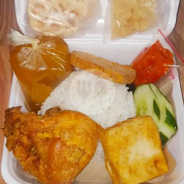 Nasi Ayam Goreng Kremes Free Es Teh Manis Ori | Ayam Kremes Dan Lele Kremes Khansa, Sekip Jaya